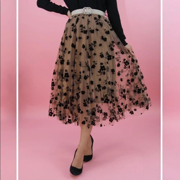 CARAMEL TULLE MAXI SKIRT LAYERED with BLACK FLORAL PRINT - Picture 5 of 10